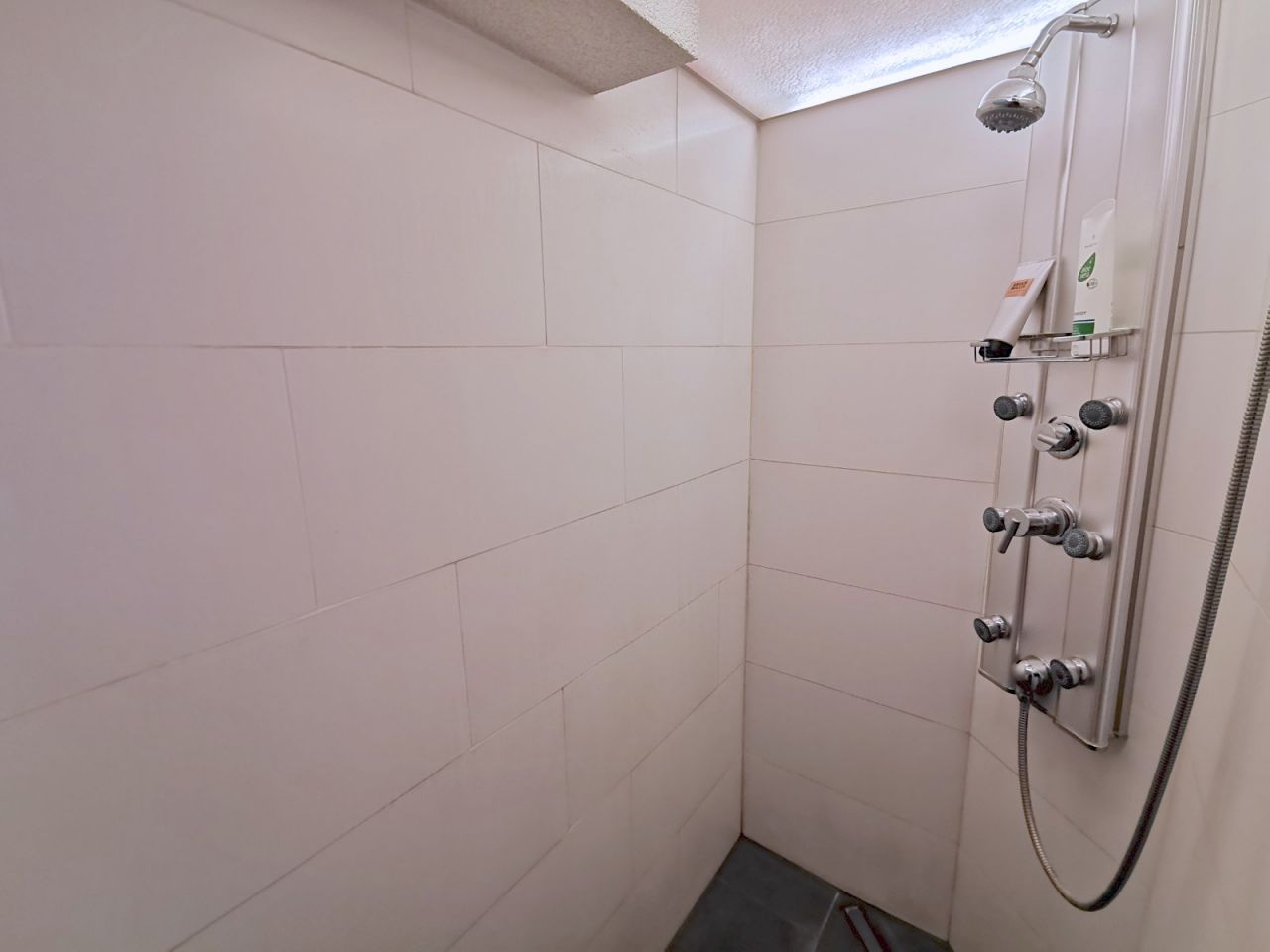 UG_Bad mit Dusche UG_Bad mit Dusche