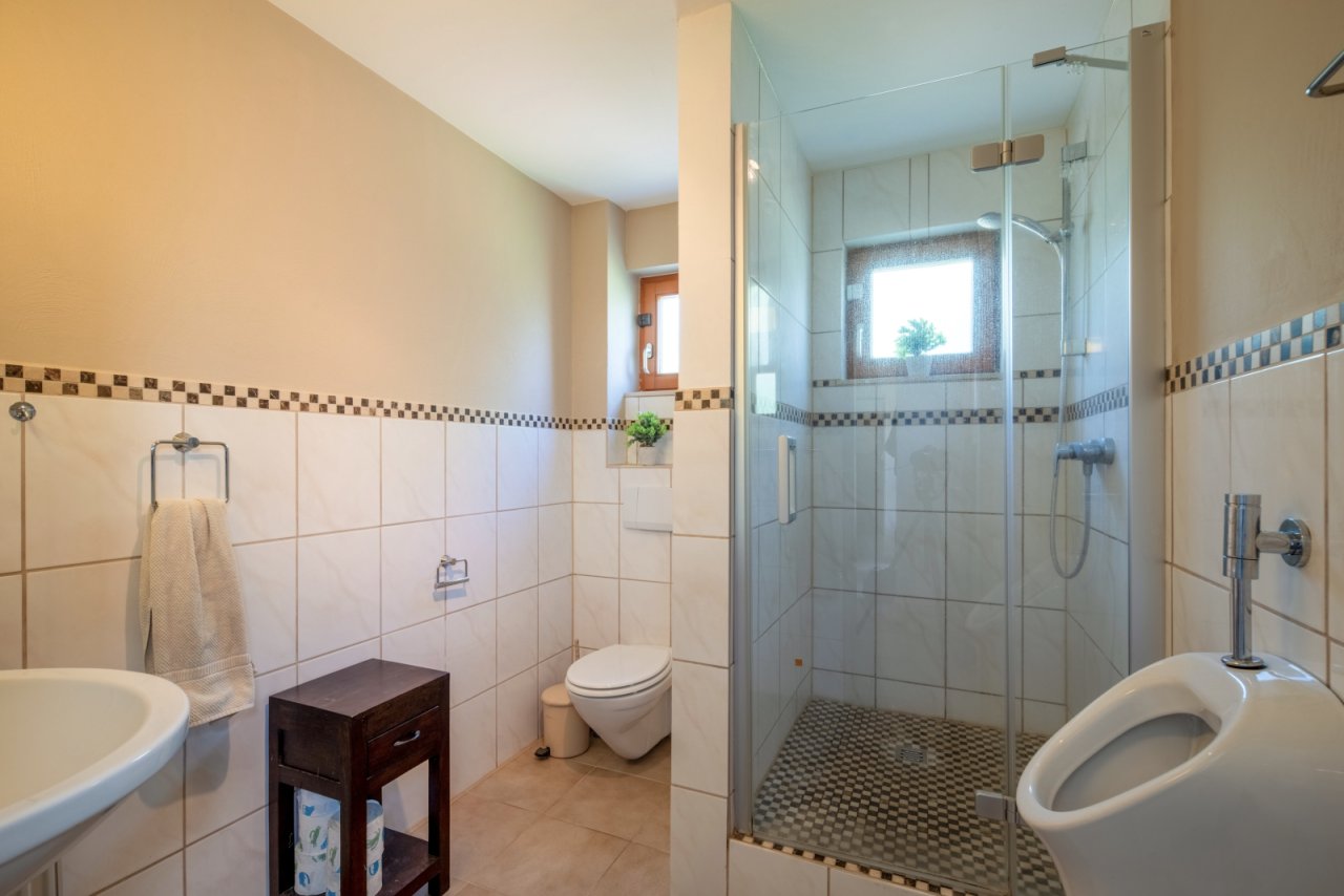 Tageslichtbad mit Dusche_EG Tageslichtbad mit Dusche_EG