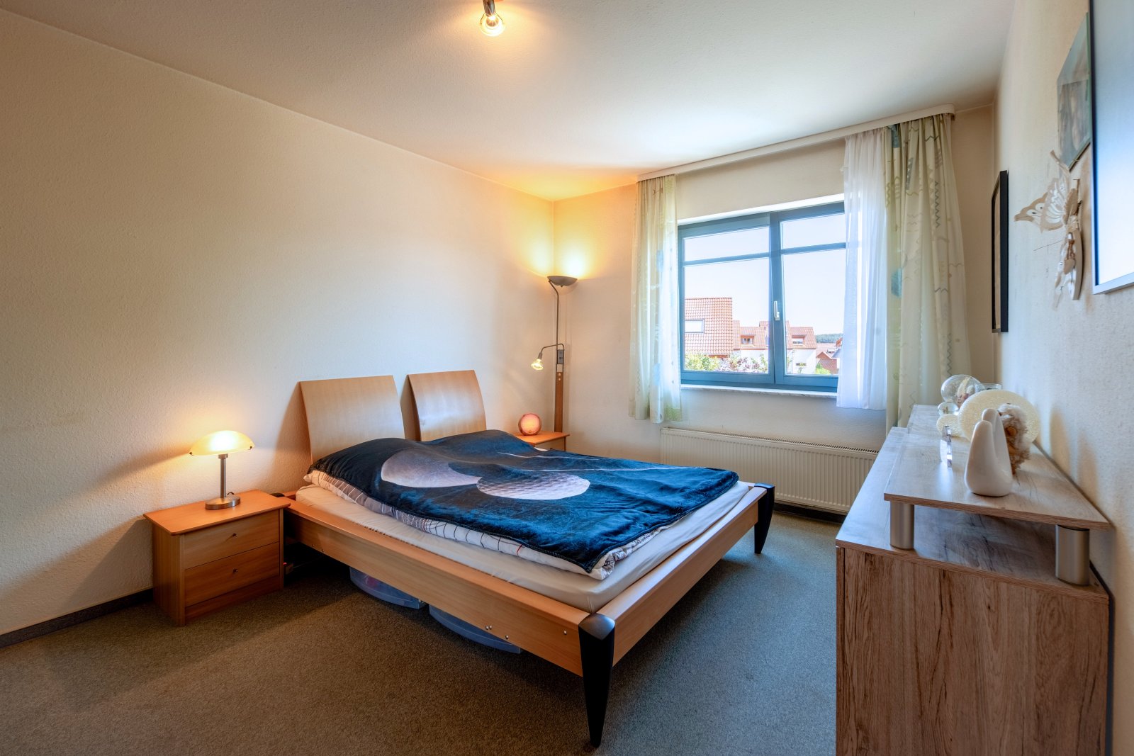 Schlafzimmer 1